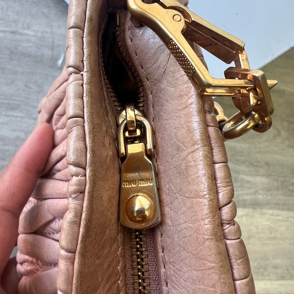 Miu Miu Blush Pink shoulder bag - Picture 5 of 12